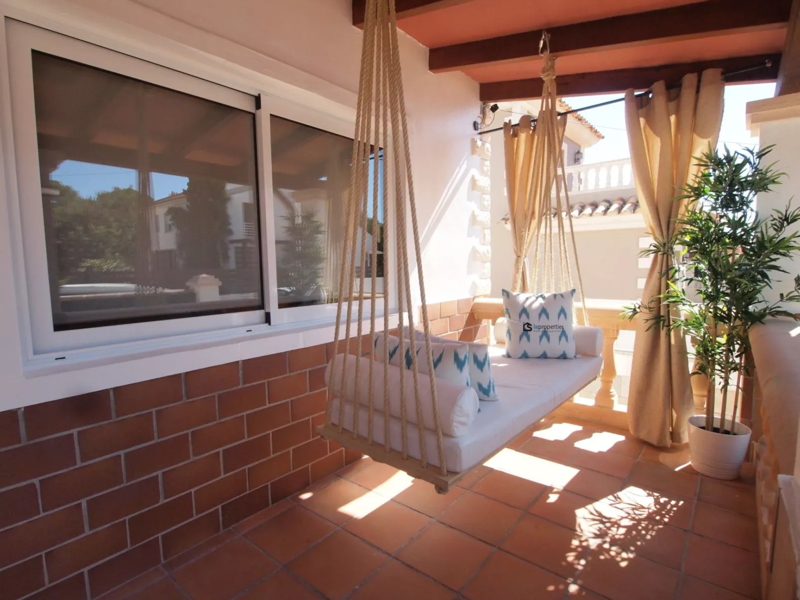 Mit Privatpool für 6 Personen ca. 120 m&sup2; in Son Ferrer, Balearen (Mallorca-Image-tags.info