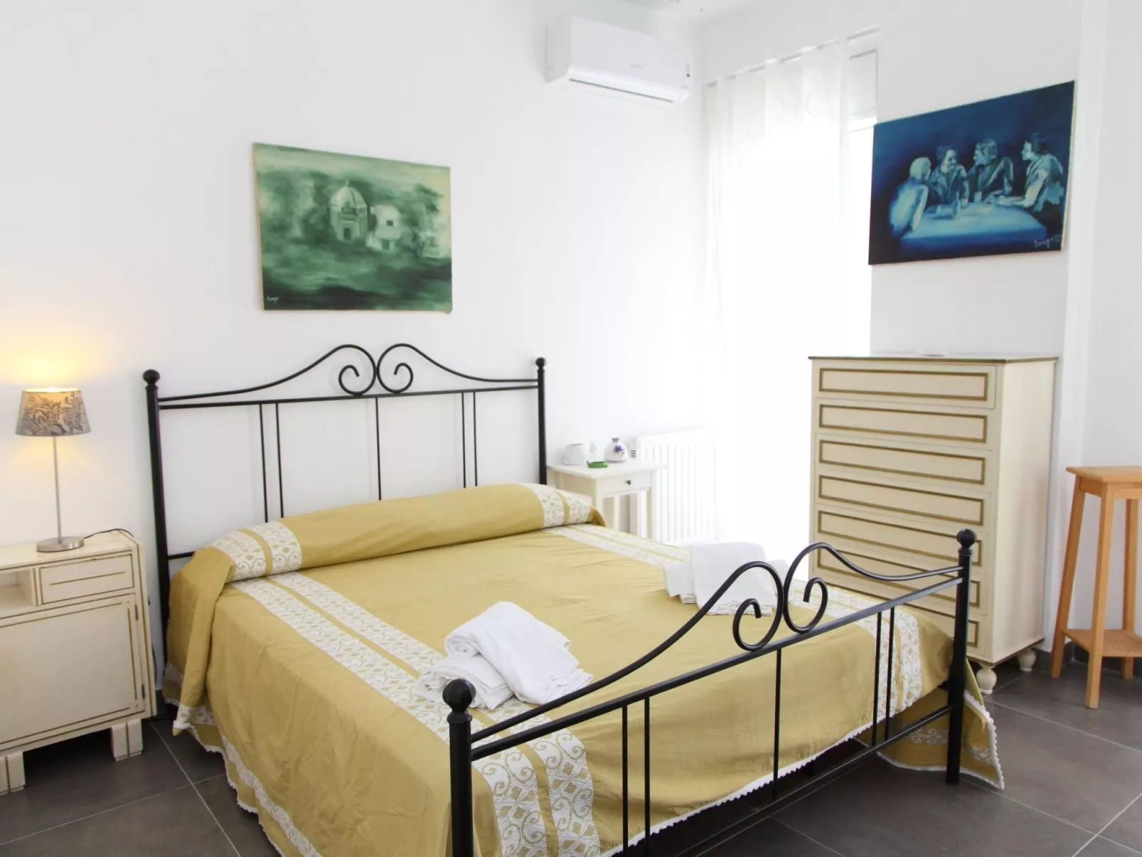 Studio für 10 Personen in Cefalù, Sizilien (Nordküste von Sizilien)-Image-tags.info