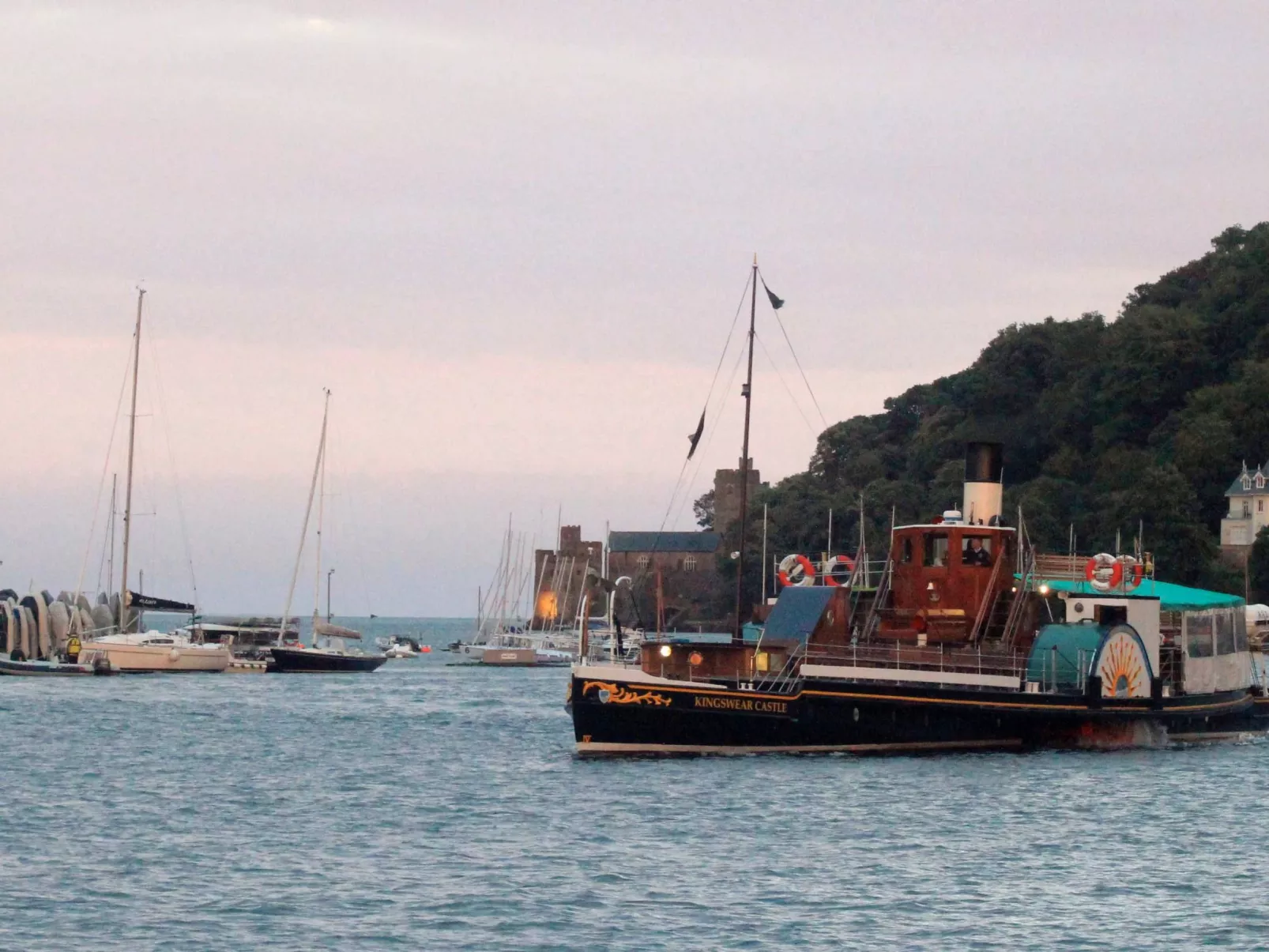 Captains Cabin-Buiten