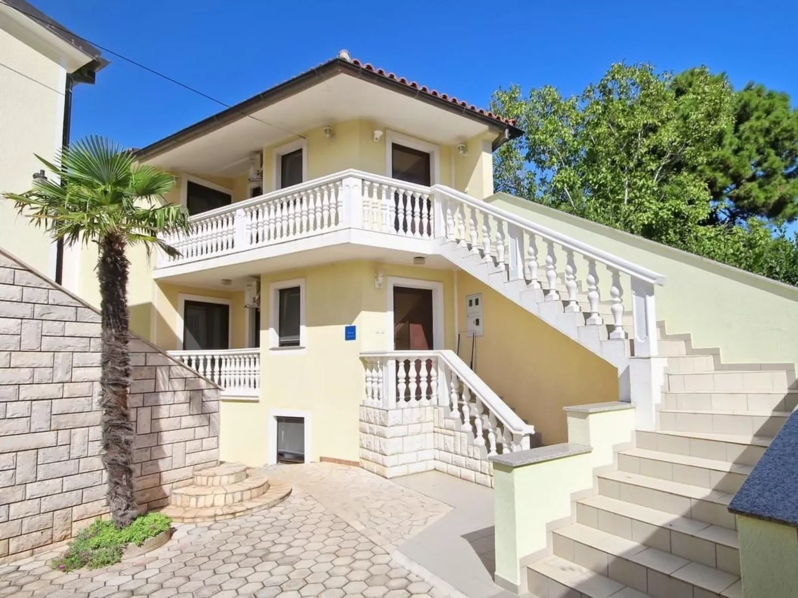 Für 5 Personen ca. 50 m&sup2; in Medulin, Istrien (Medulin und Umgebung)-Buiten