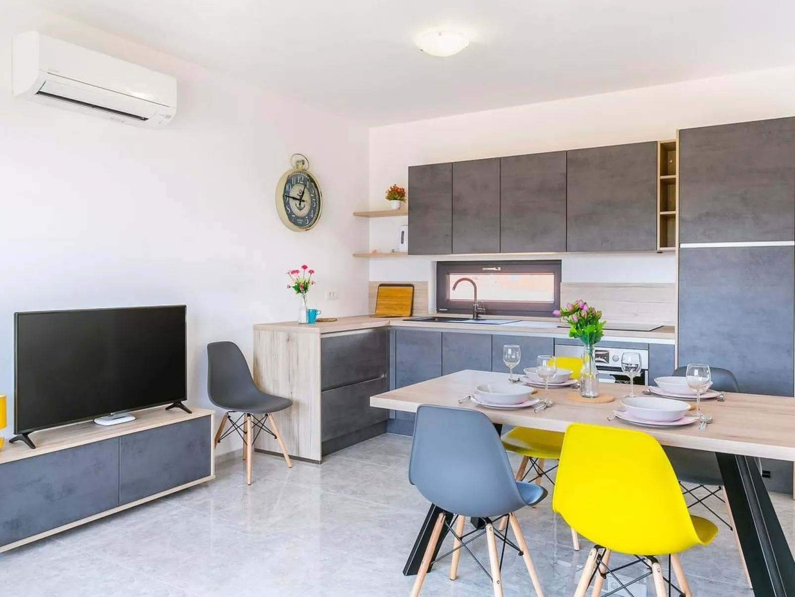 Wohnung "Nevia B6" mit Blick auf das Wasser-Binnen