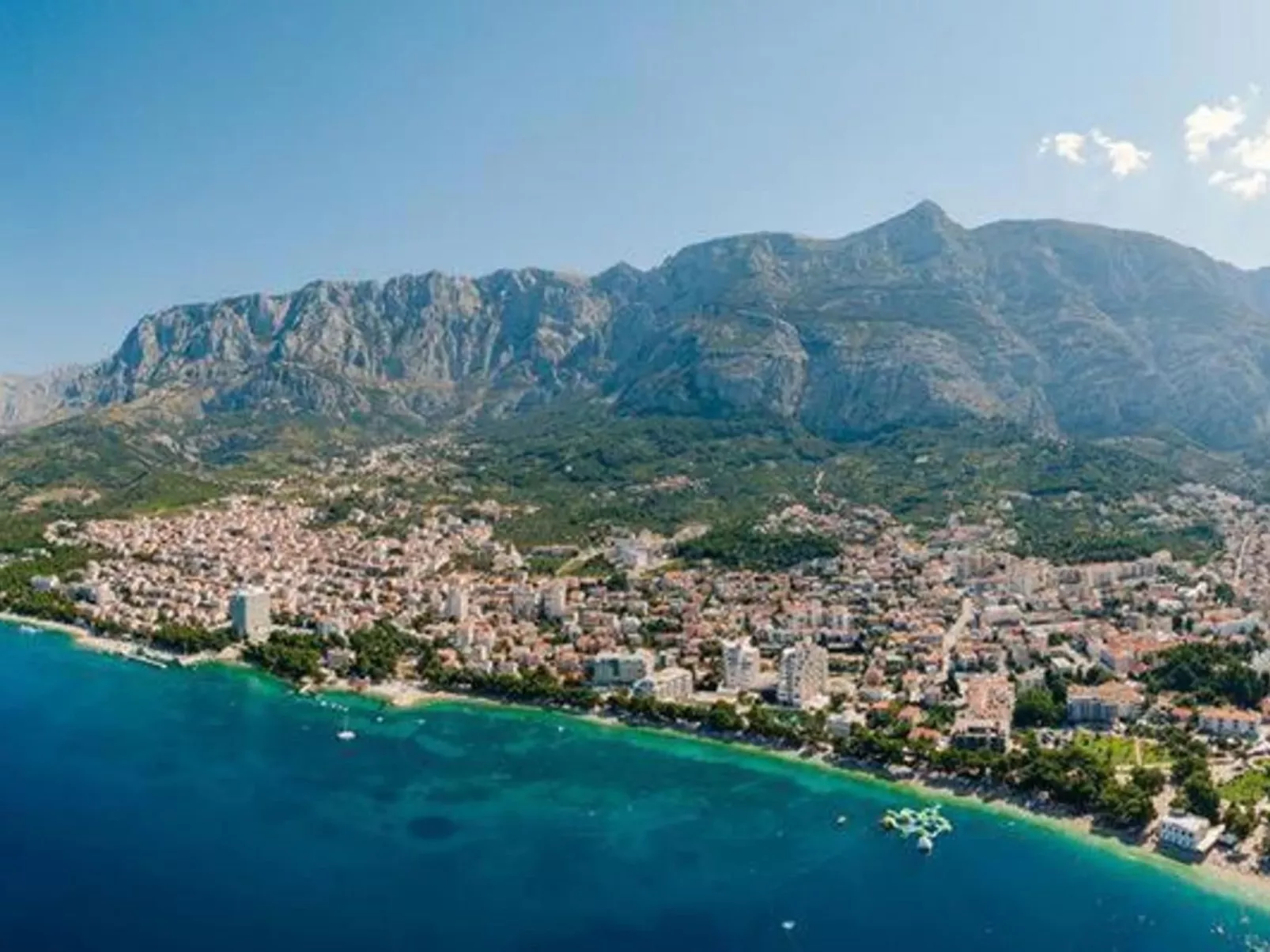 "Paola" mit eigenem Pool-Buiten