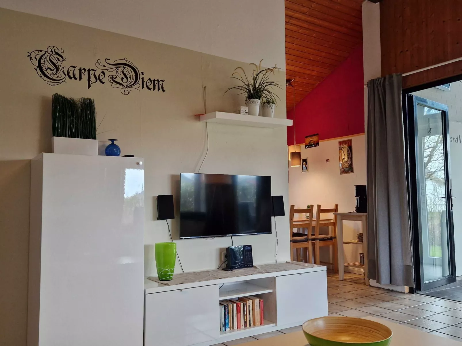 L21 Ferienhaus mit Wintergarten und Holzterrasse-Binnen