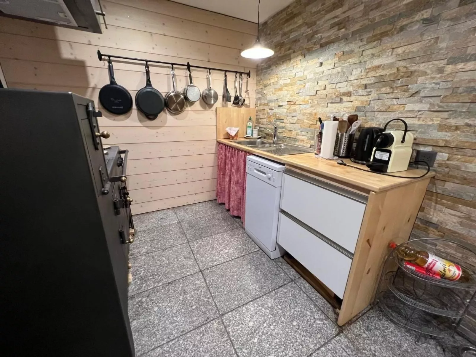 House in the Clouds-Image-tags.info