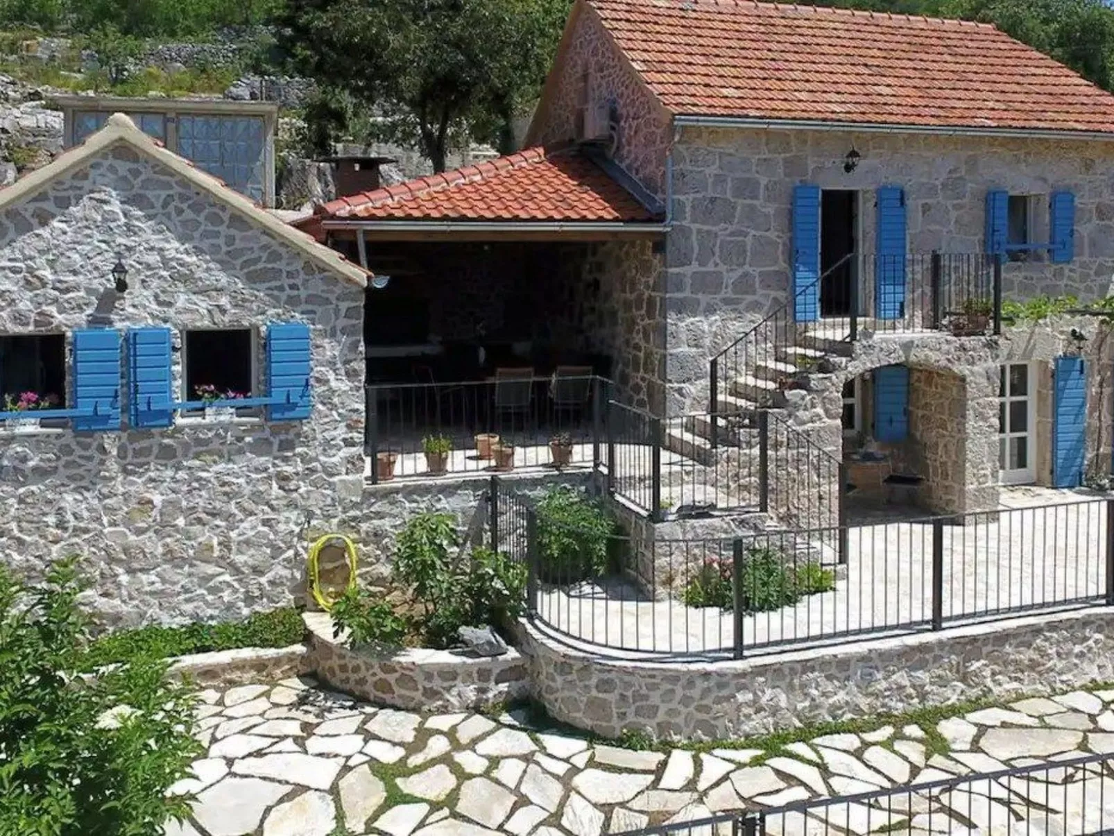 Holiday Home Sonja-Buiten