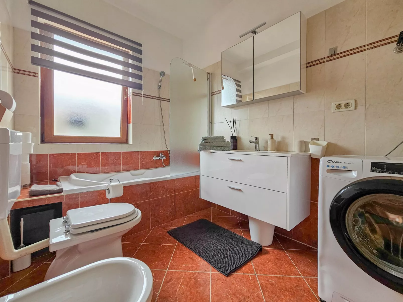 Für 4 Personen ca. 40 m&sup2; in Novigrad, Adriaküste Kroatien (Westküste von I-Binnen