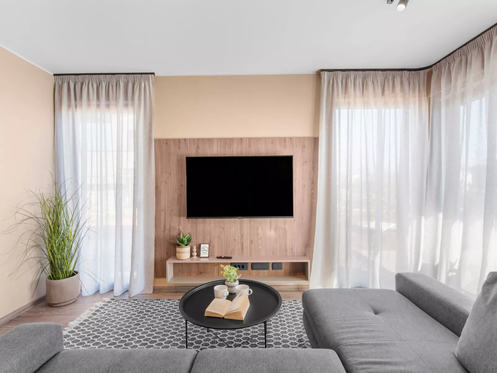 Villa Querchus Apartment 9 with private Pool-Binnen