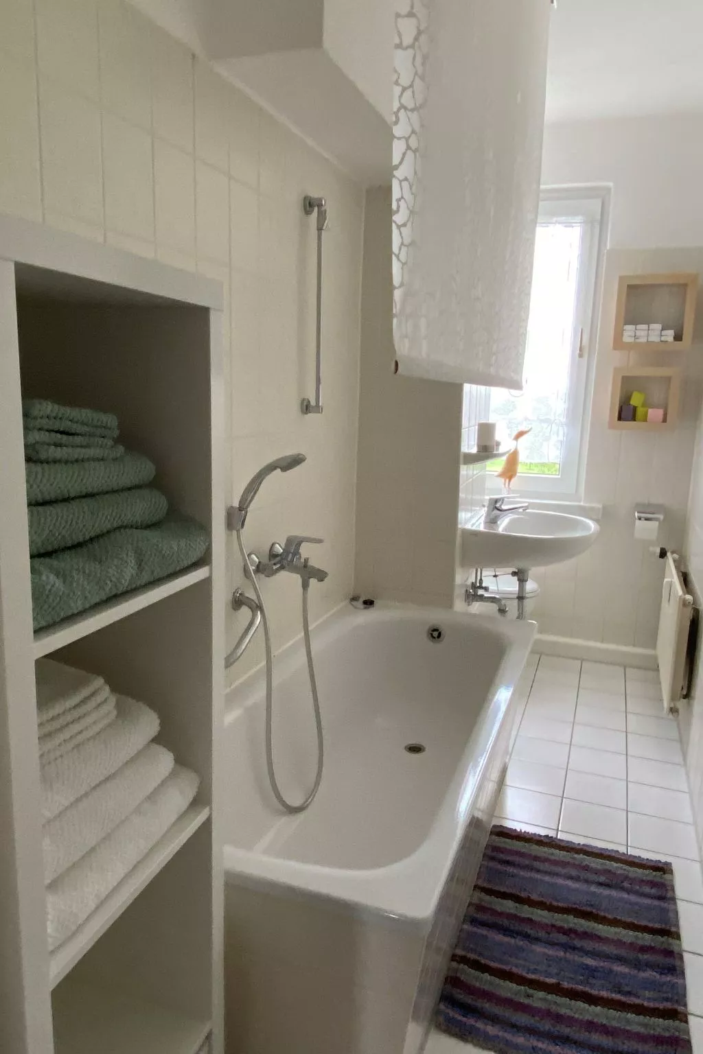 Wohnung in Lelkendorf mit Großem Balkon-Binnen