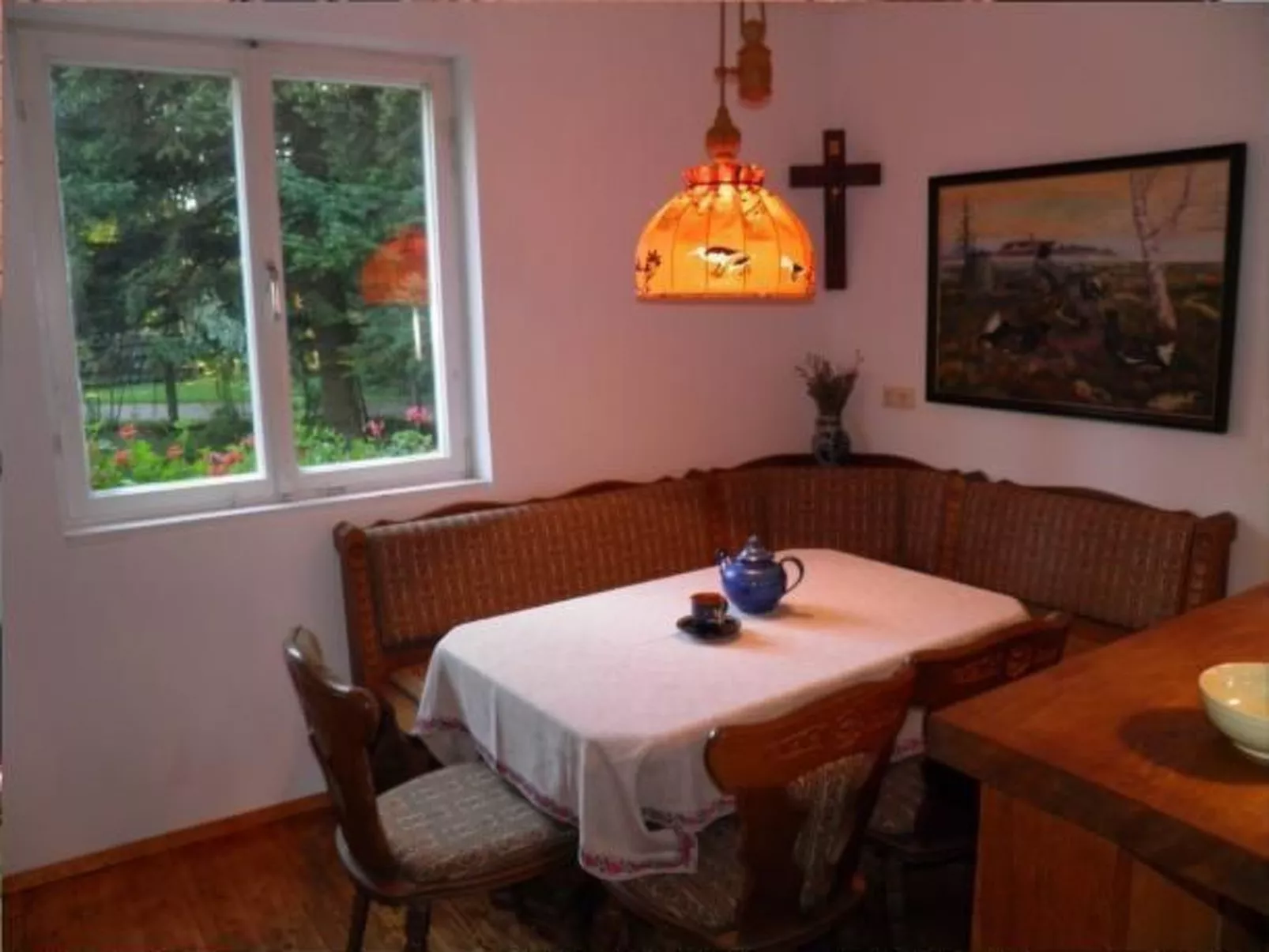 Haus mit  freier Fahrradnutzung und kleinem Boot-Image-tags.info