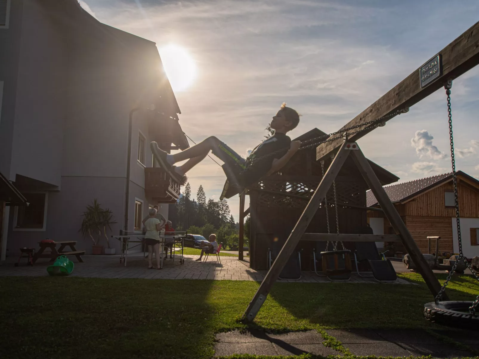In Gemeinde Hermagor-Pressegger See mit Terrasse, Grill und Garten-Buiten