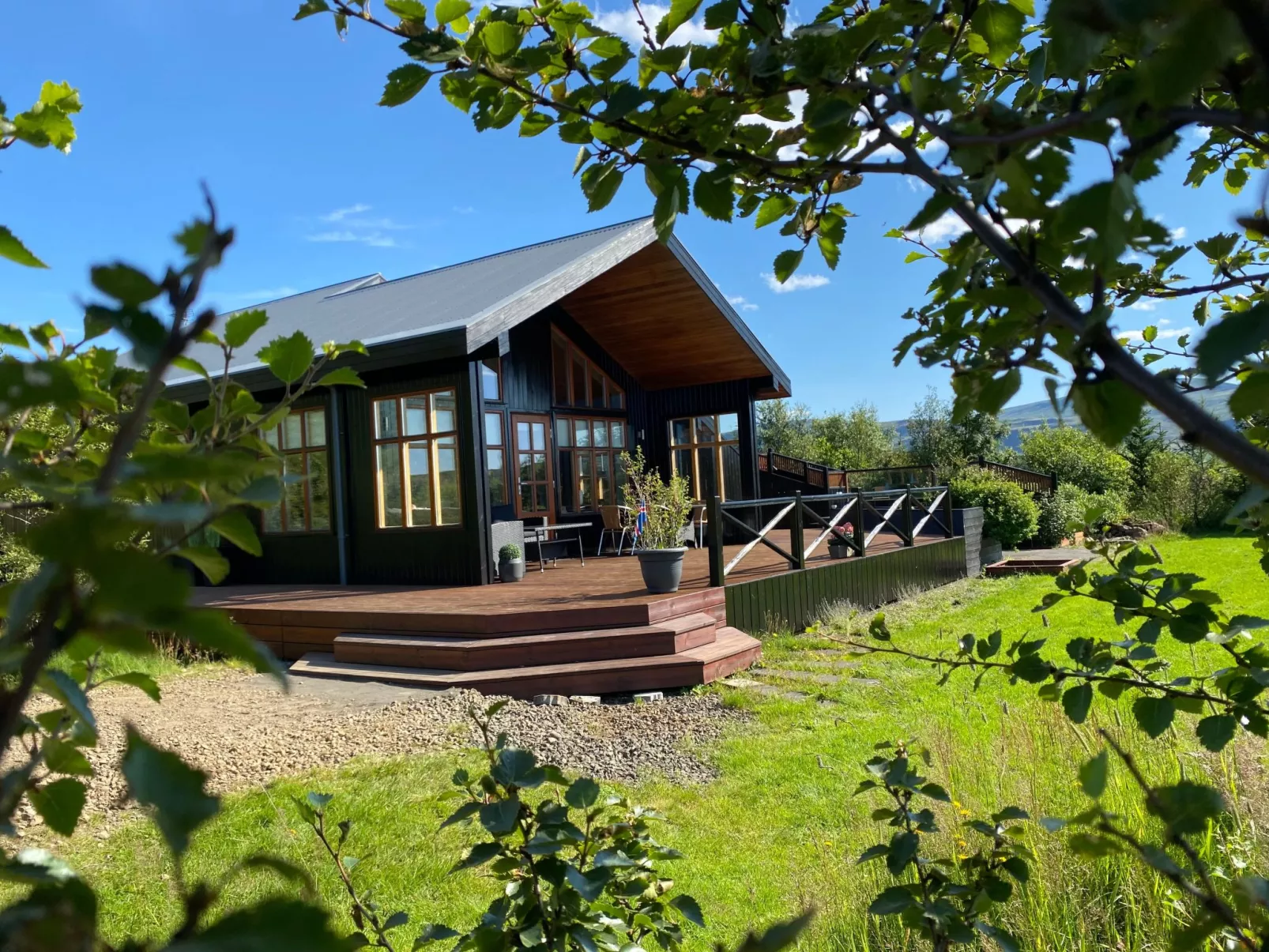 In Saurbaer mit Garten und Terrasse-Image-tags.info