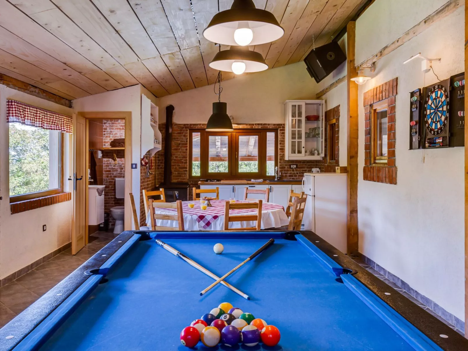 Mala vila Rebeka -großer SwimmingPool-Binnen