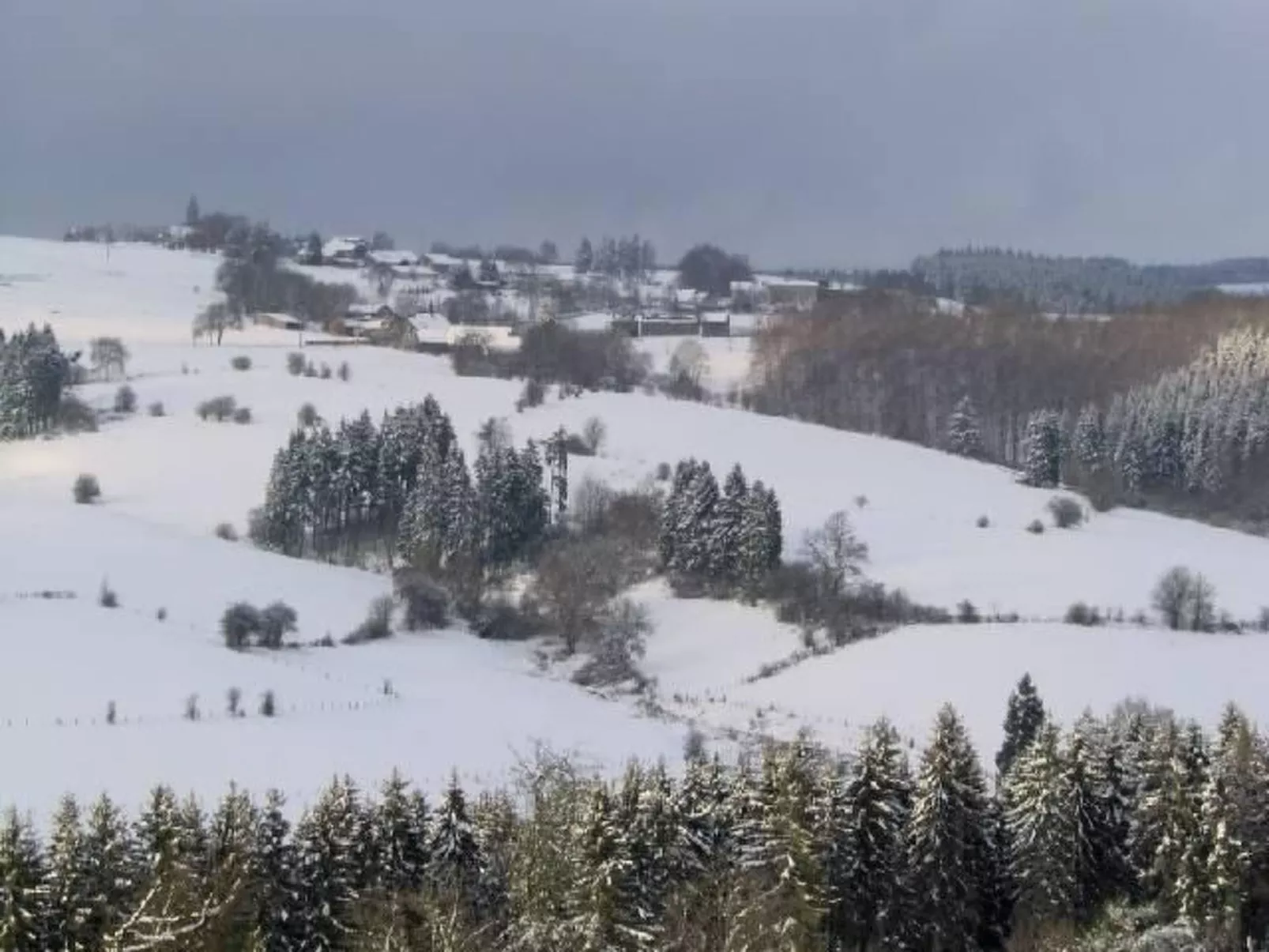 Snowview Lodge-Buiten