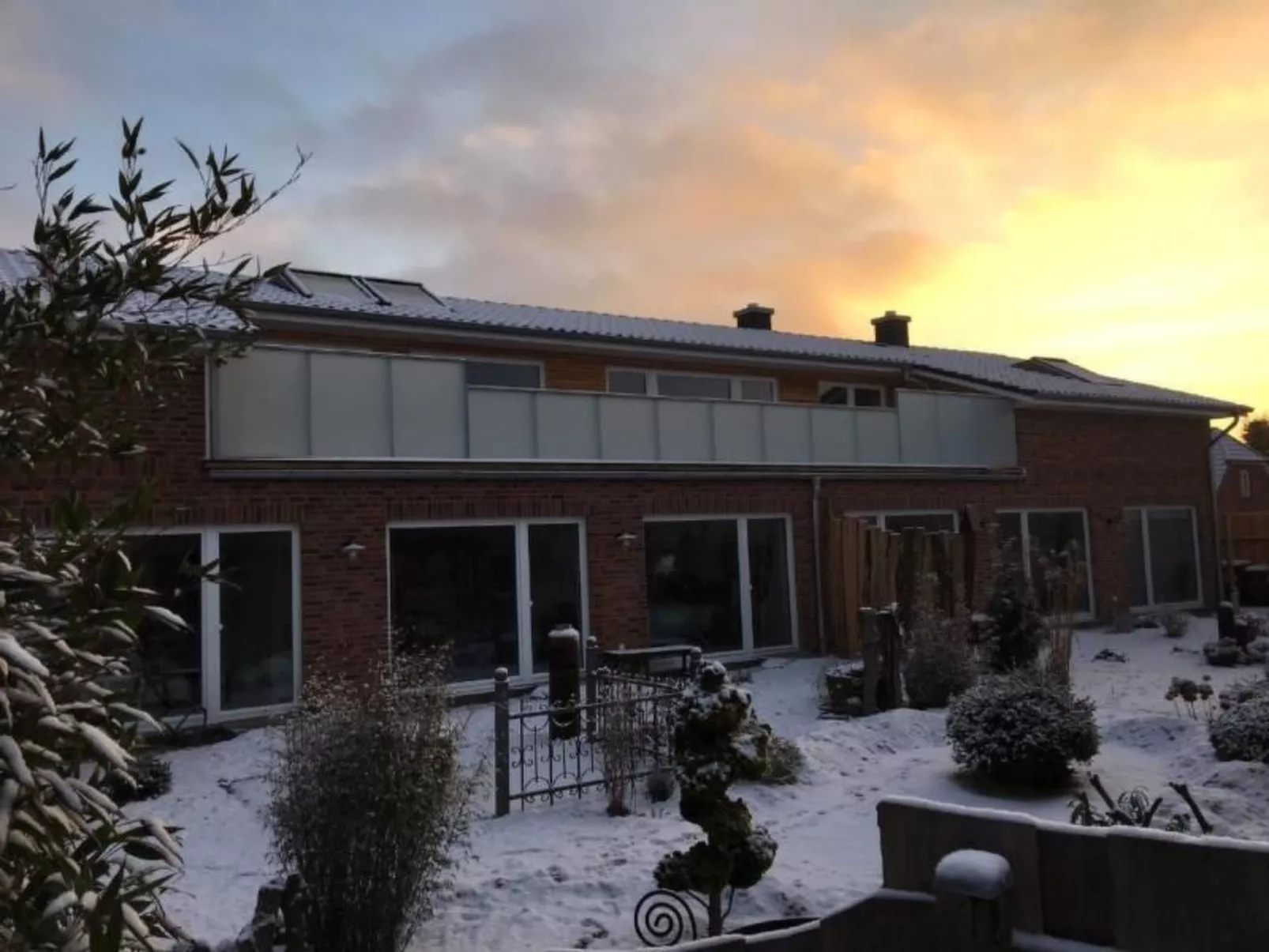 Ruhige Wohnung in Risum mit Garten und Terrasse-Buiten