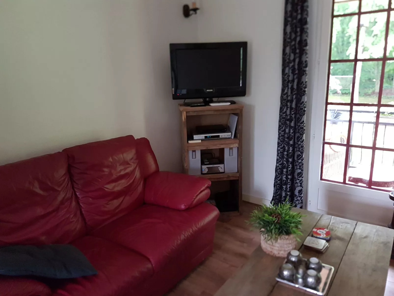 Mit Garten, Grill und Terrasse-Binnen