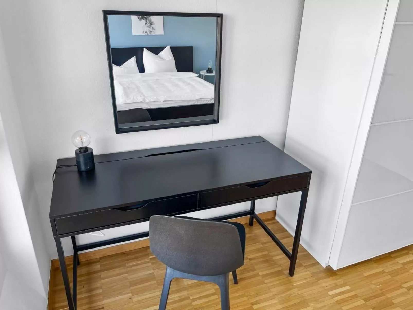 ARISER Zug Central Business Apartment-Binnen