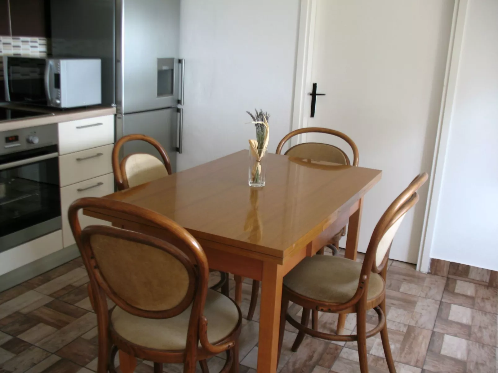 Für 6 Personen ca. 50 m&sup2; in Jablanac, Adriaküste Kroatien (Kvarner Bucht)-Binnen