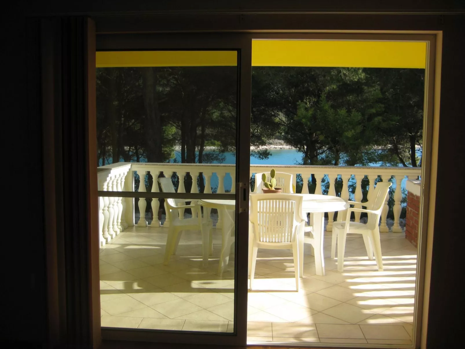 Mit Terrasse am Meer-Buiten