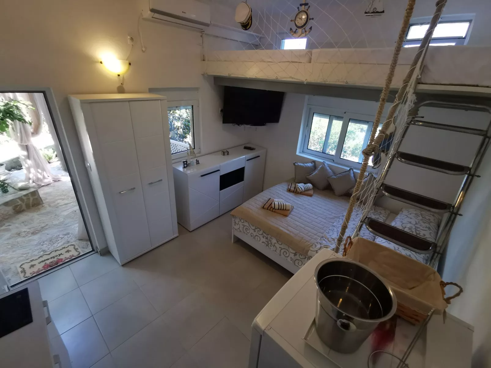 Schönes Apartment mit Whirlpool, Grill und Garten-Image-tags.info