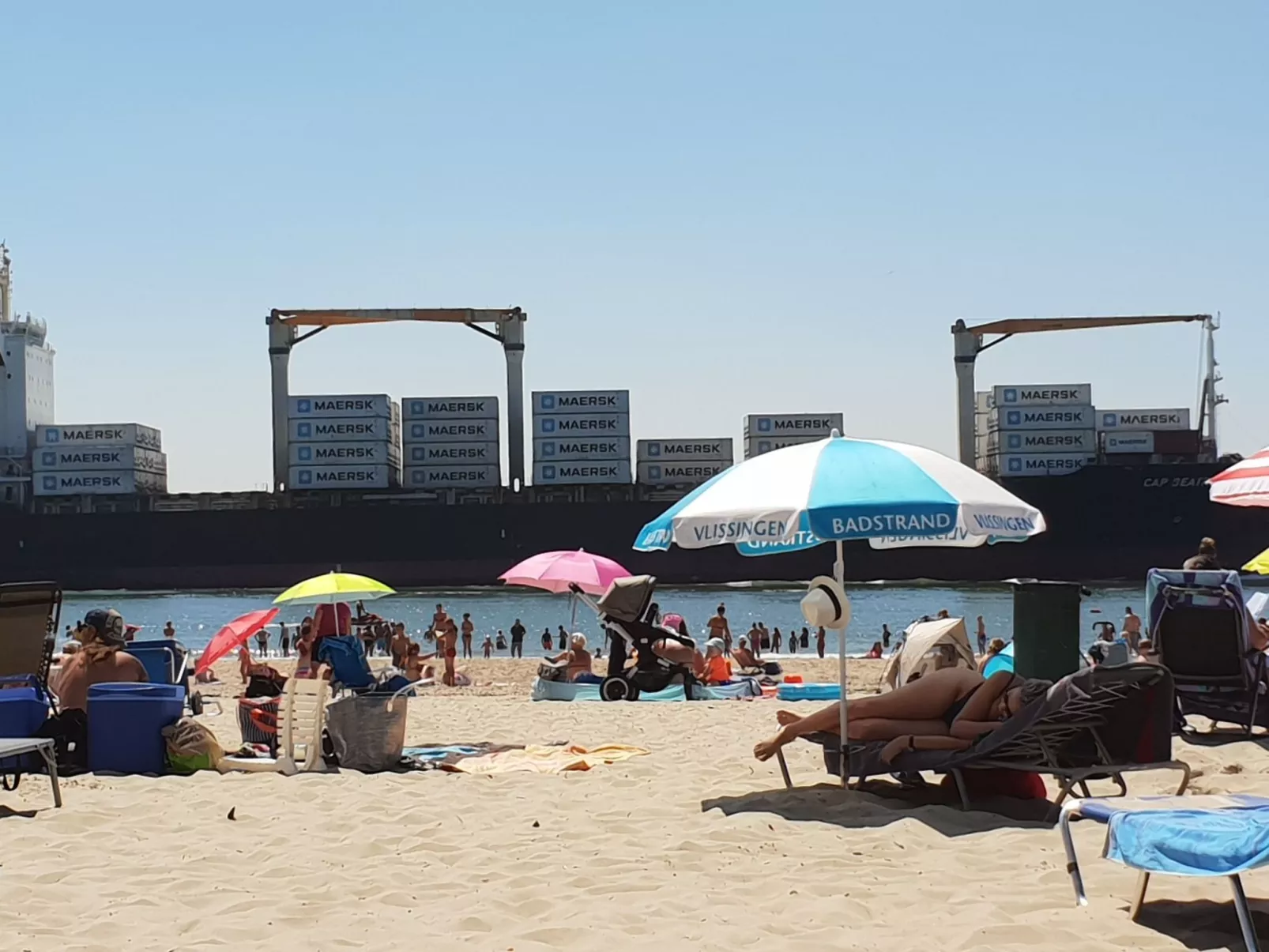 Studio-Wohnung 'Studio Zeezicht'-Buiten