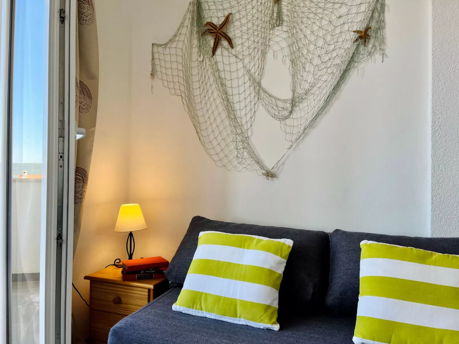 Neugebaute Wohnung im Erdgeschoss-Binnen