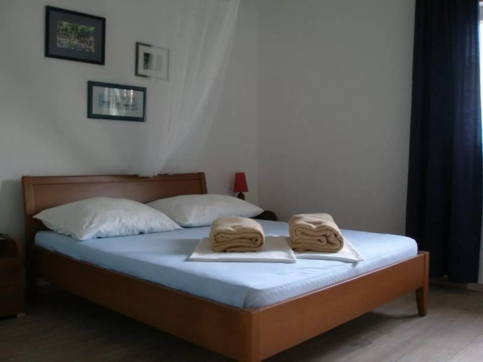 Mit Wasserblick-Binnen