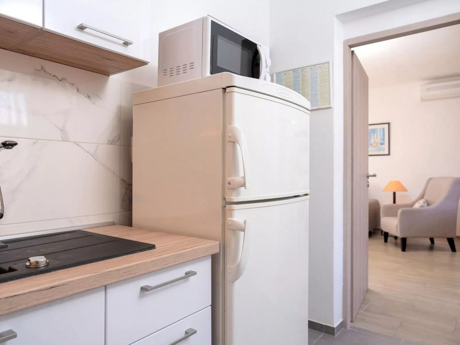 Villa "Sunshine" mit Garten, Grill und Terrasse-Binnen