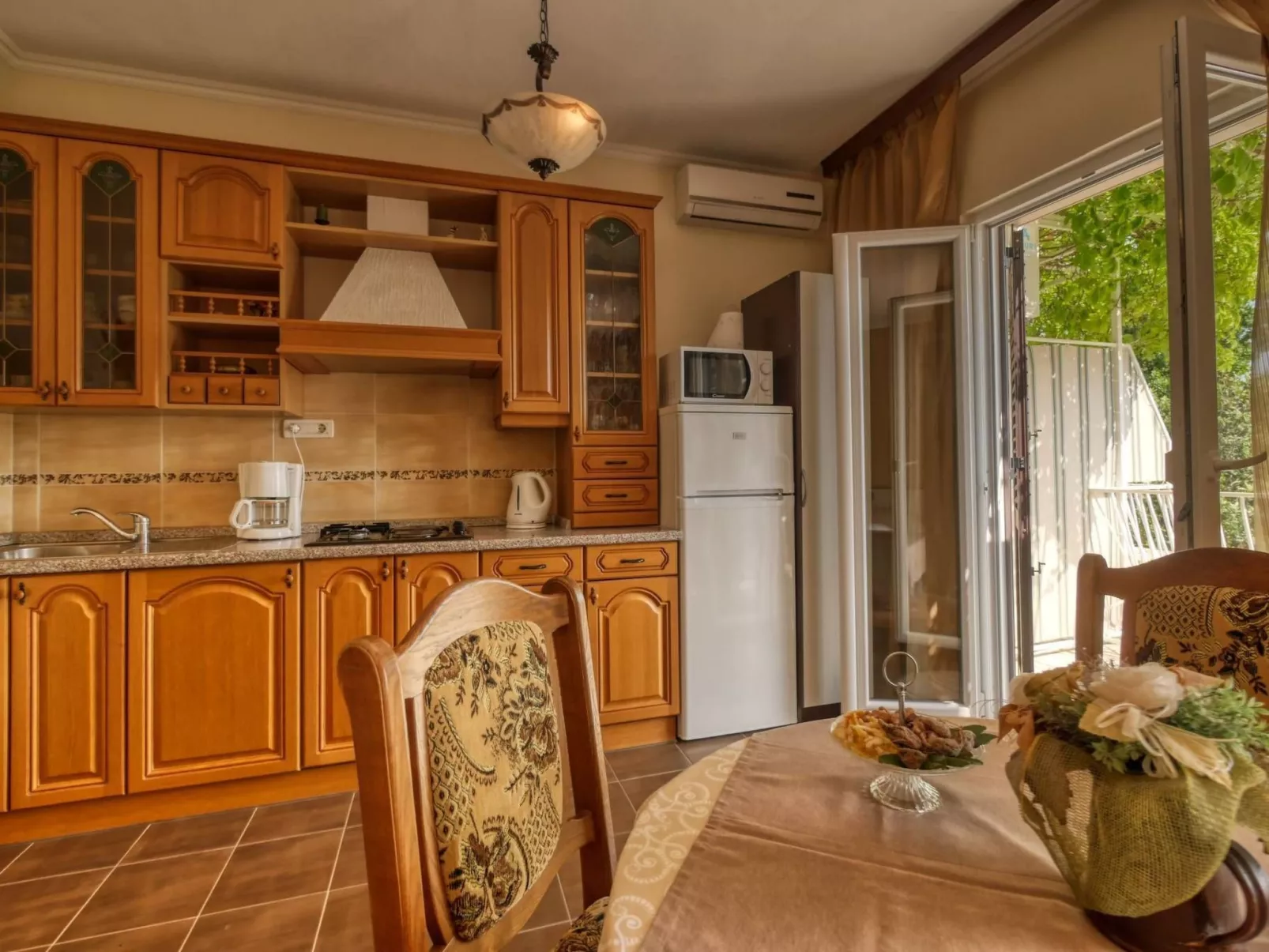 Appartement "Helena" mit Entspannung im Whirlpool-Binnen