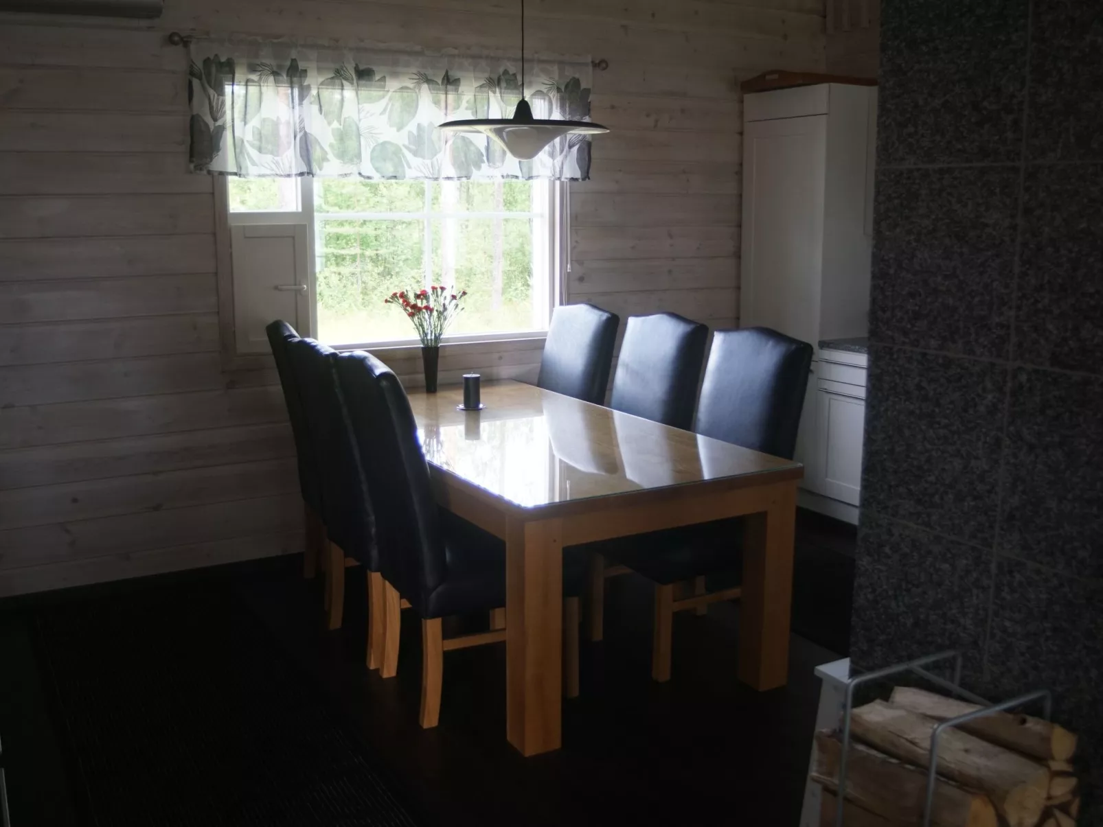 Ferienvilla mit Sauna und Garten am See-Binnen