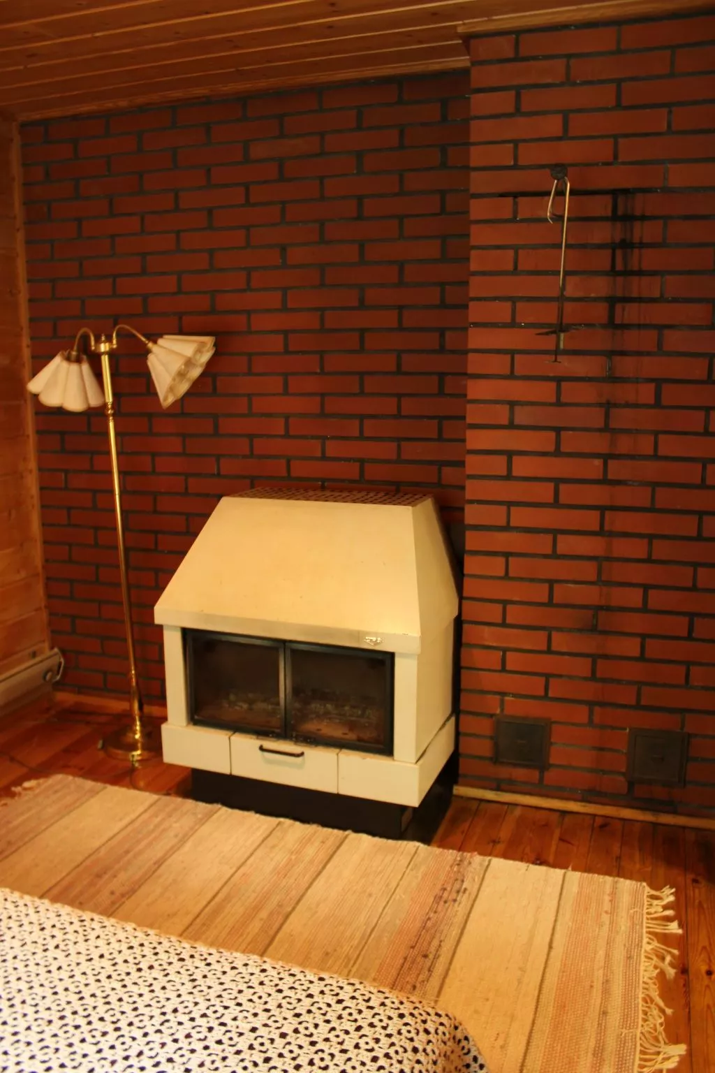 Anwesen mit eigenem Garten und Grill-Binnen