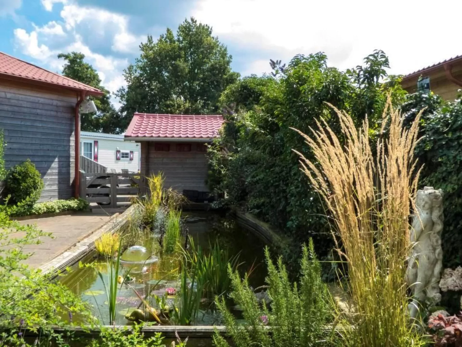 Relax Chalet-Image-tags.info