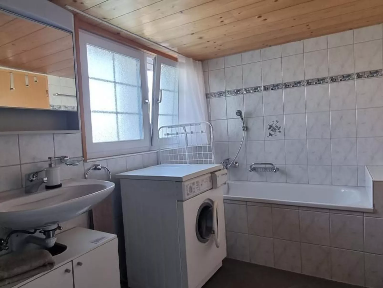 Tiererlebnishof Windegg-Binnen