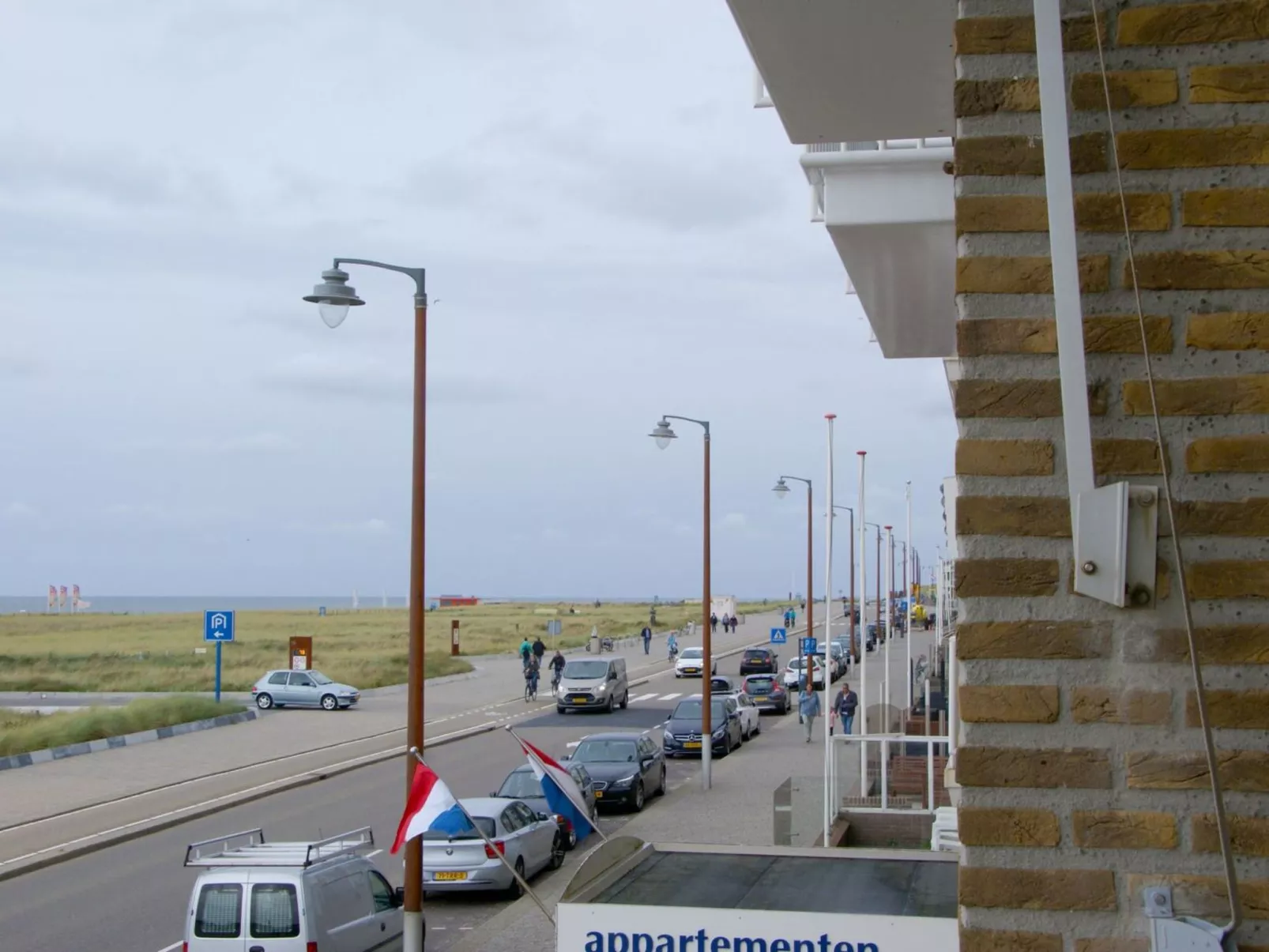 ViewRoyal  Ferienwohnung mit Meerblick in Katwijk-Buiten