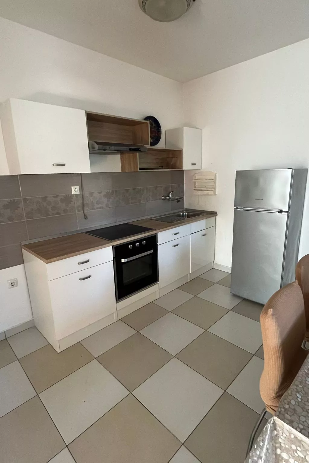 Für sechs Personen-Binnen