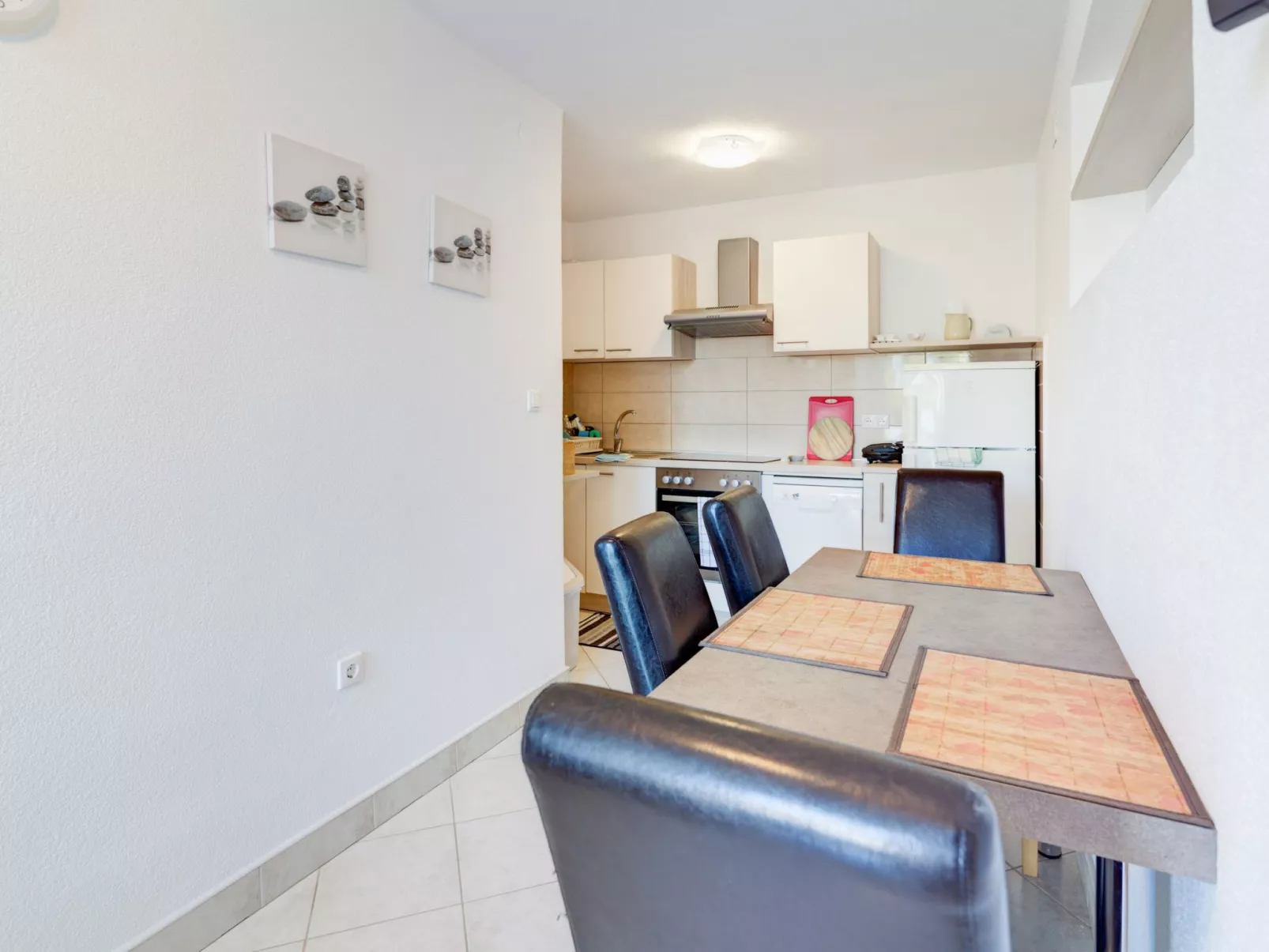 Wohnung mit Terrasse-Binnen