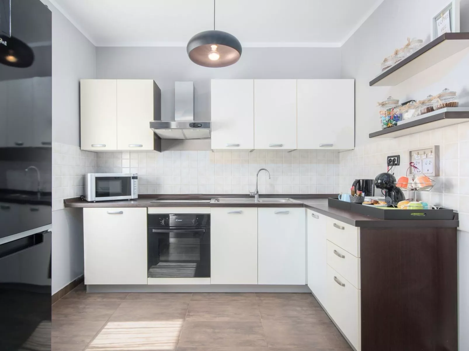 Ferienvilla "Villa Perhat" mit eigenem Pool-Binnen