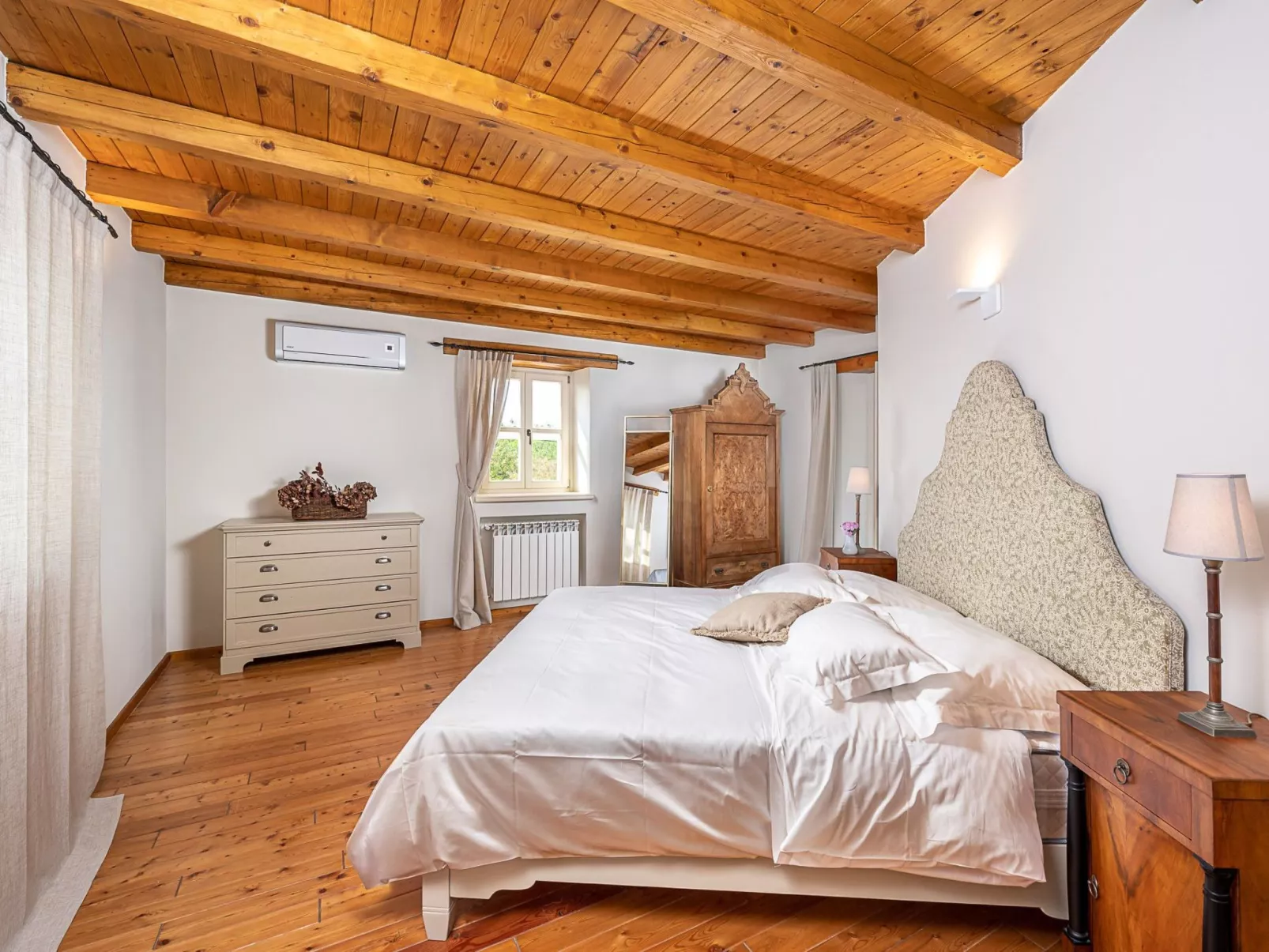 Luxusferien Villa Paolina mit privatem Pool-Binnen