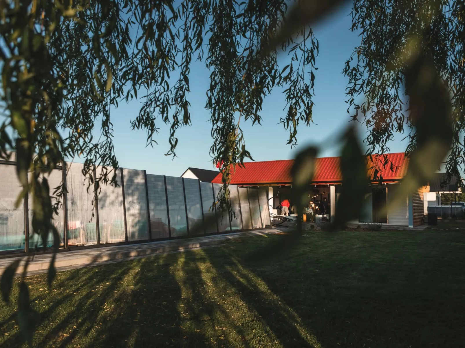 Mit gemeinschaftlichem Pool-Buiten