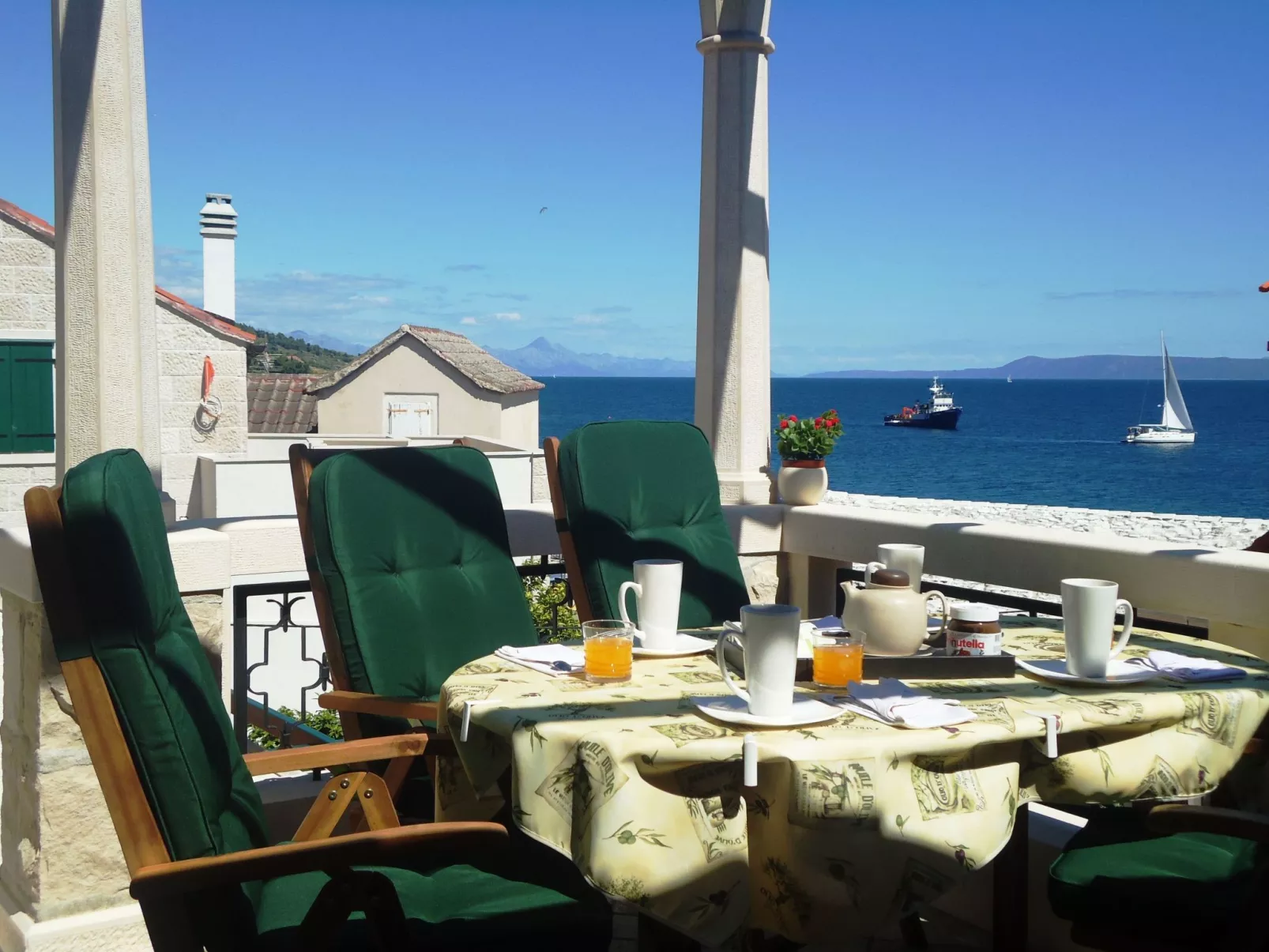 Exklusive Wohnung in Bol mit privatem Parkplatz-Buiten