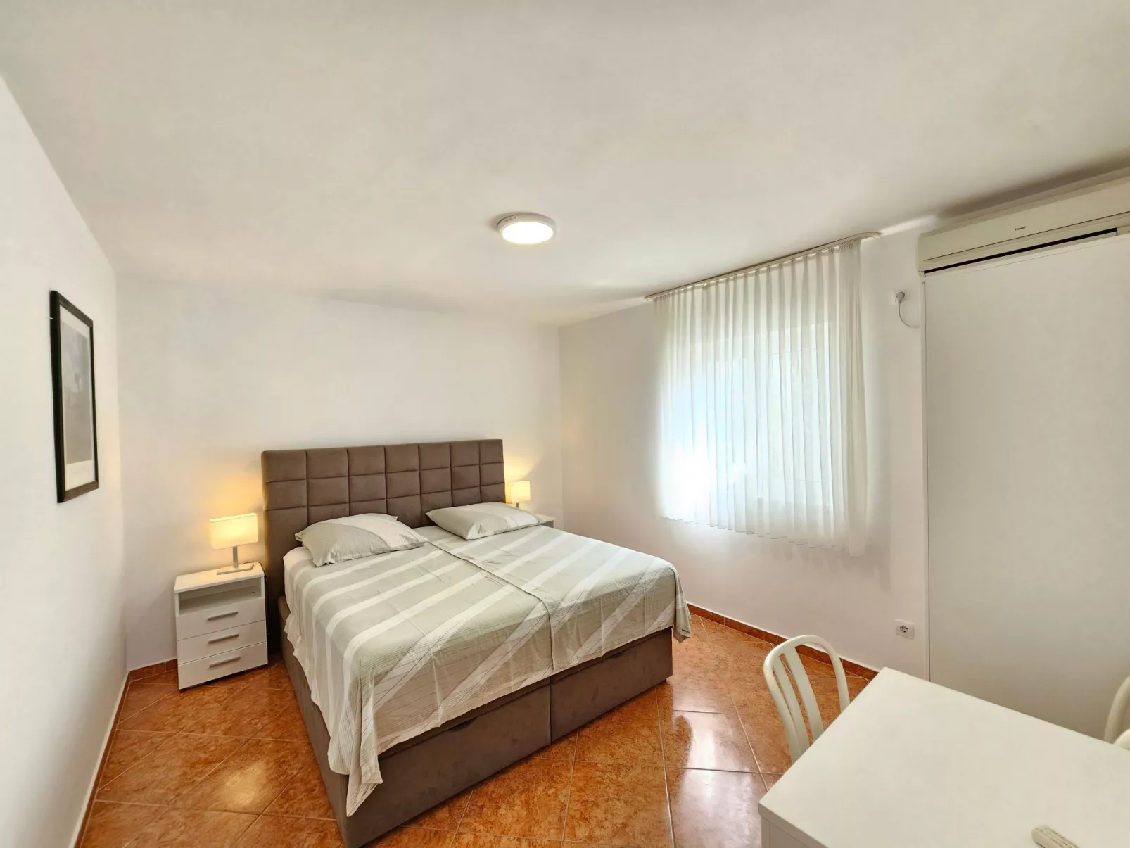 Wohnung für max. 5 Personen mit Terrasse-Binnen