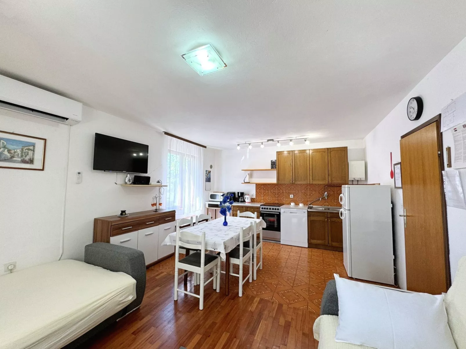 Apartment Srdoc-Binnen