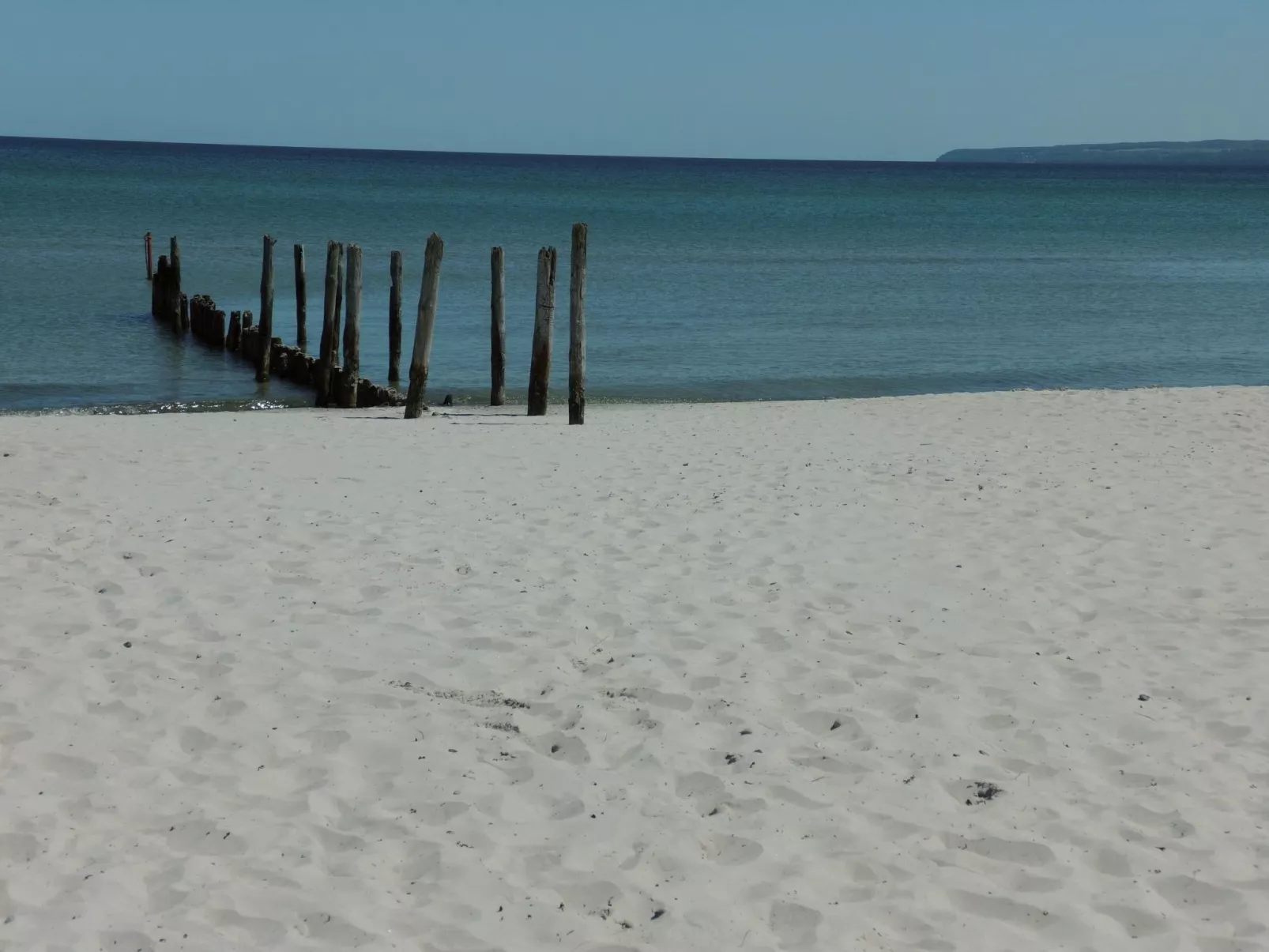 Komfortables Ferienhaus in Breege mit Sauna-Buiten