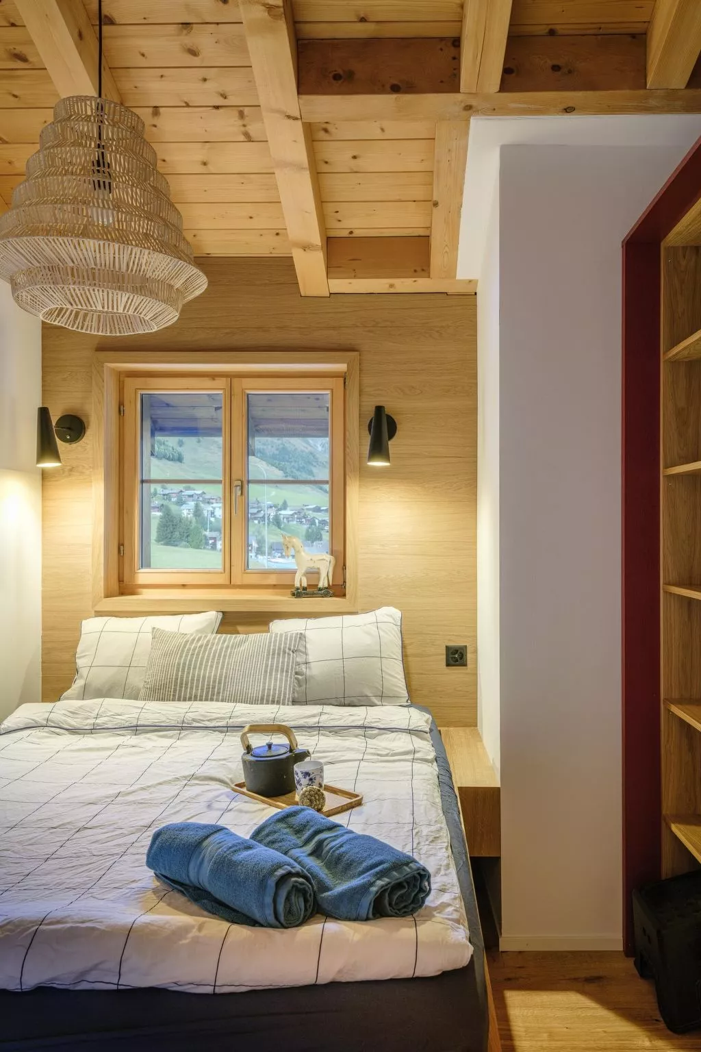 Blue Alpine Lodge-Binnen