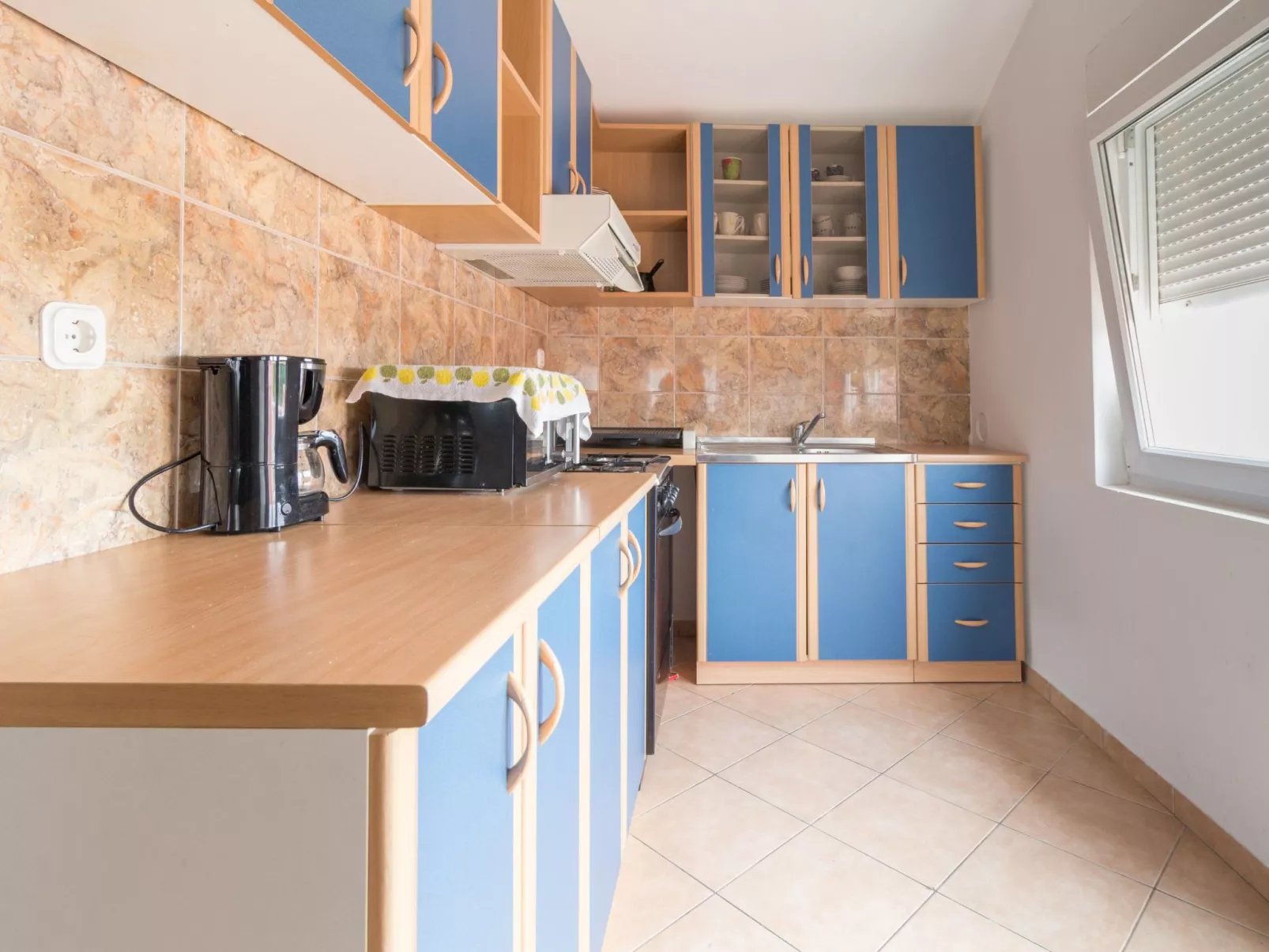 Wohnung Nikol mit großem Garten- TA Leut Agency