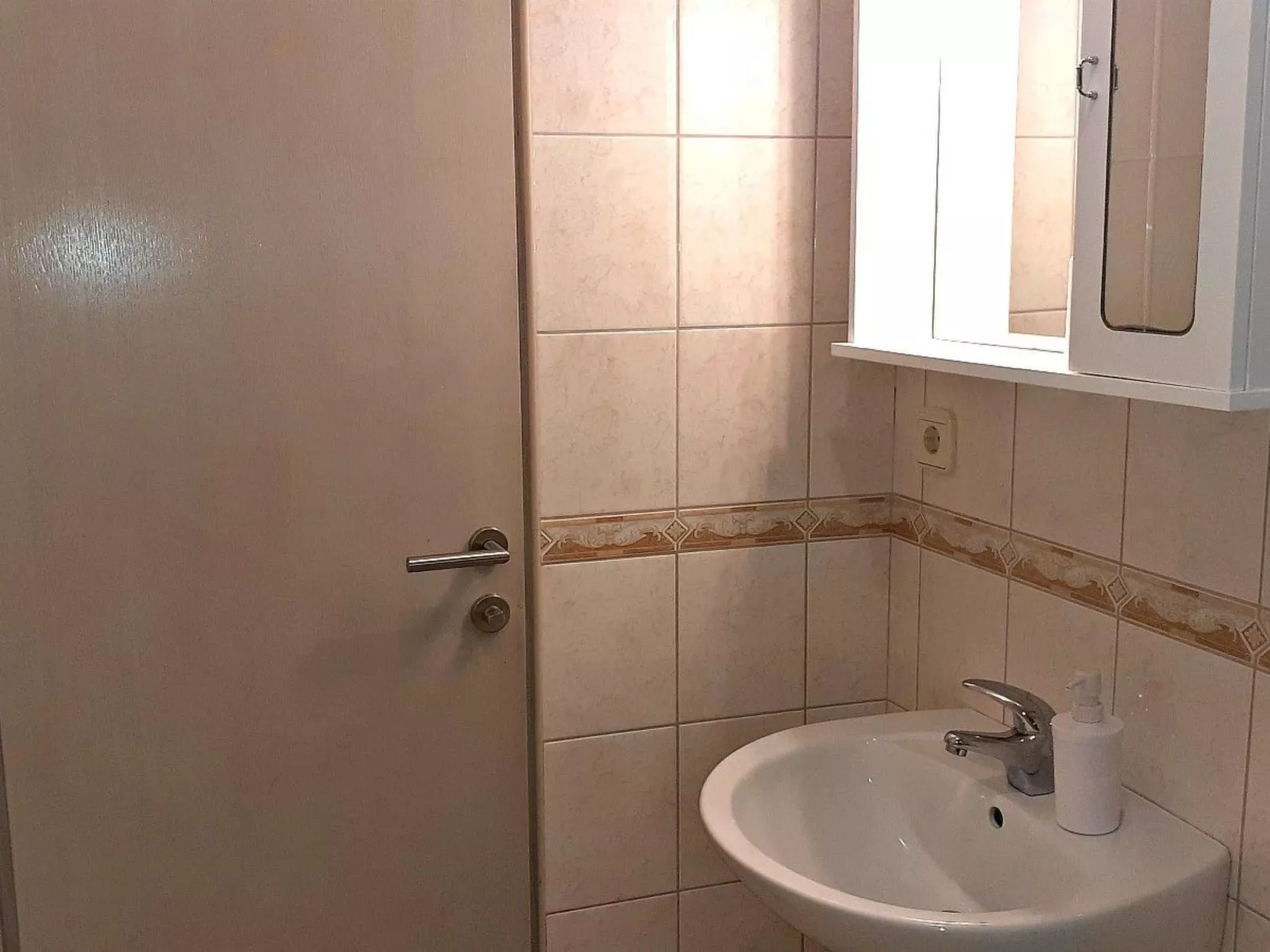 Mit Terrasse und herrlichem Ausblick-Binnen