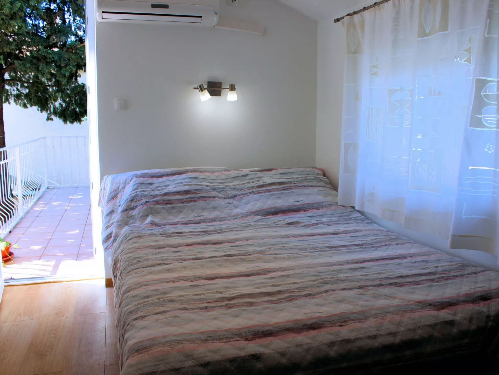 Studio-Apartment, Haustiere willkommen-Binnen