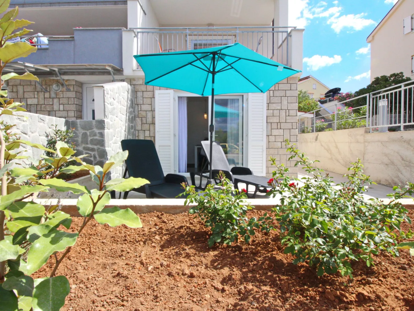 Studio Apartment More-Buiten