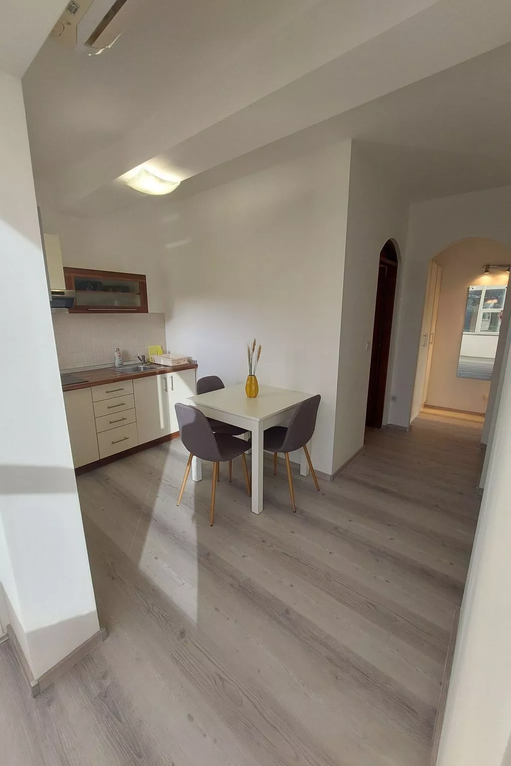 Gemütliche Erdgeschossferienwohnung mit Balkon-Image-tags.info