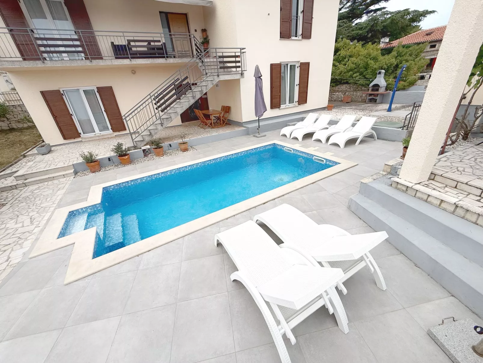 LacoDeLama mini resort - Wohnung Pina mit Pool-Buiten