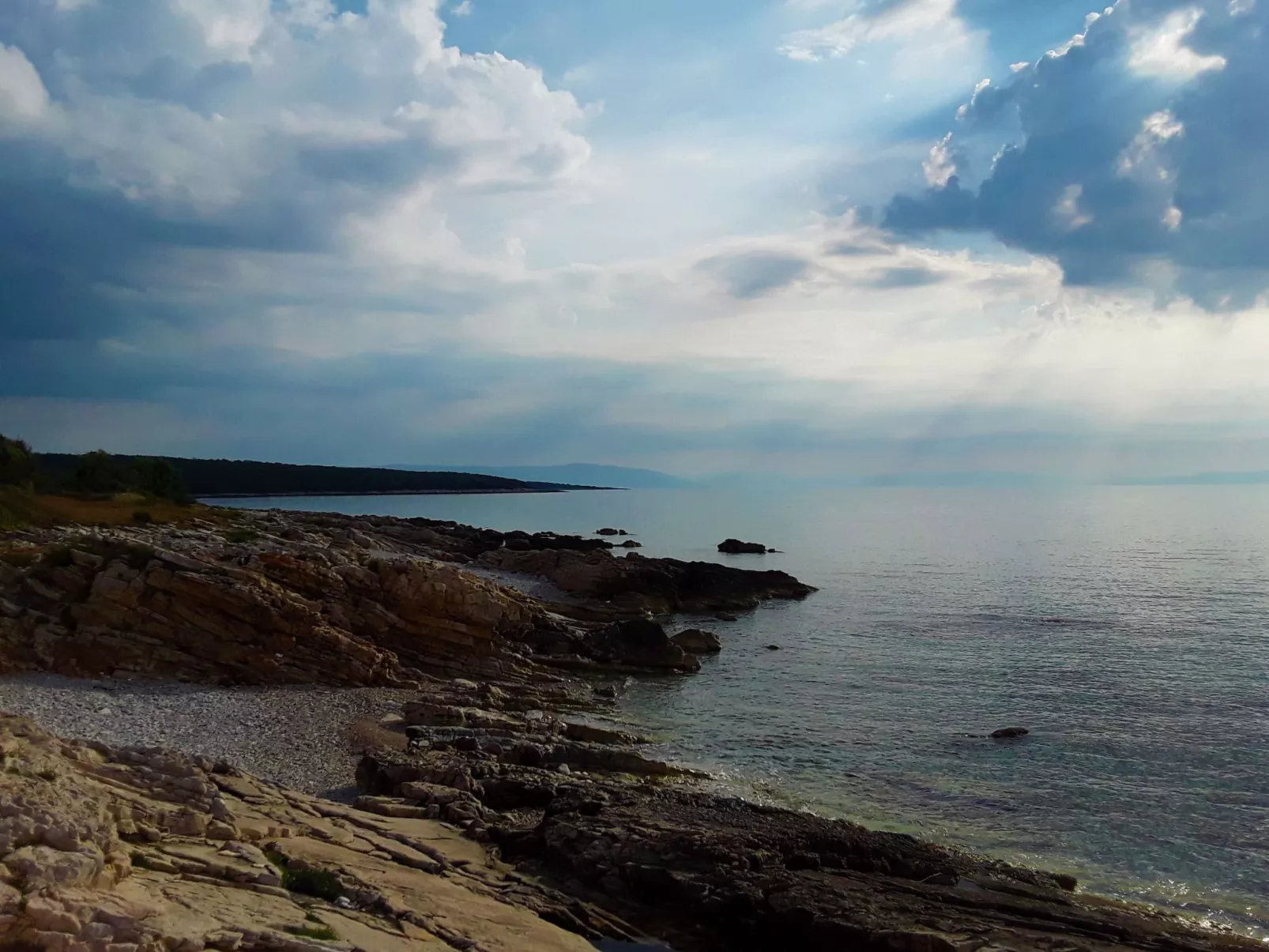 Wunderschöne Ferienwohnung in Ližnjan mit Garten, Grill und Terrasse-Buiten